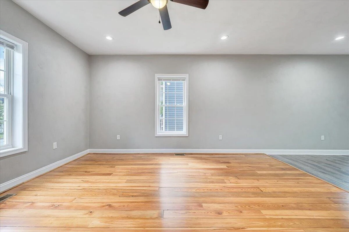 901 6Th ST - Photo 12