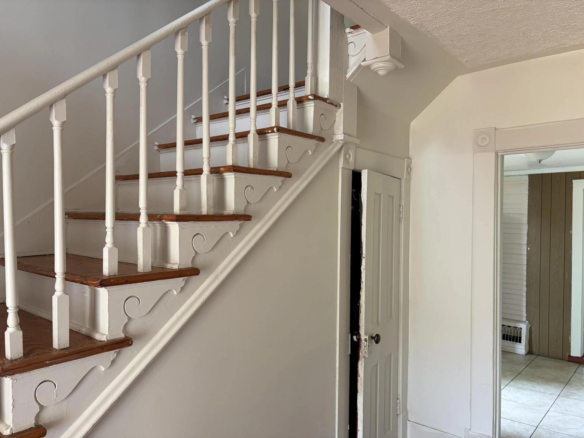 1816 Moorman AVE - Photo 8