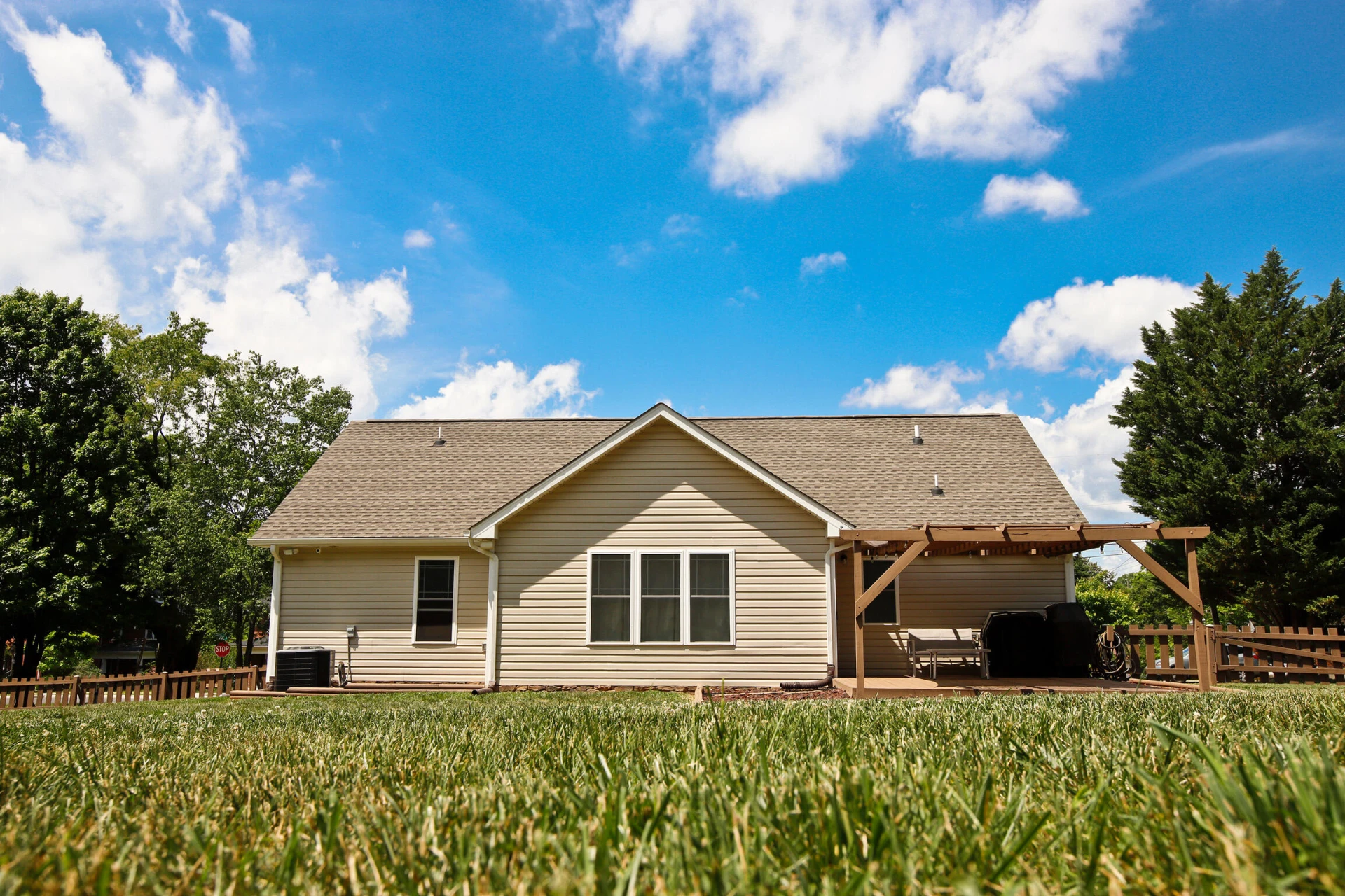 212 Princeton CIR - Photo 10