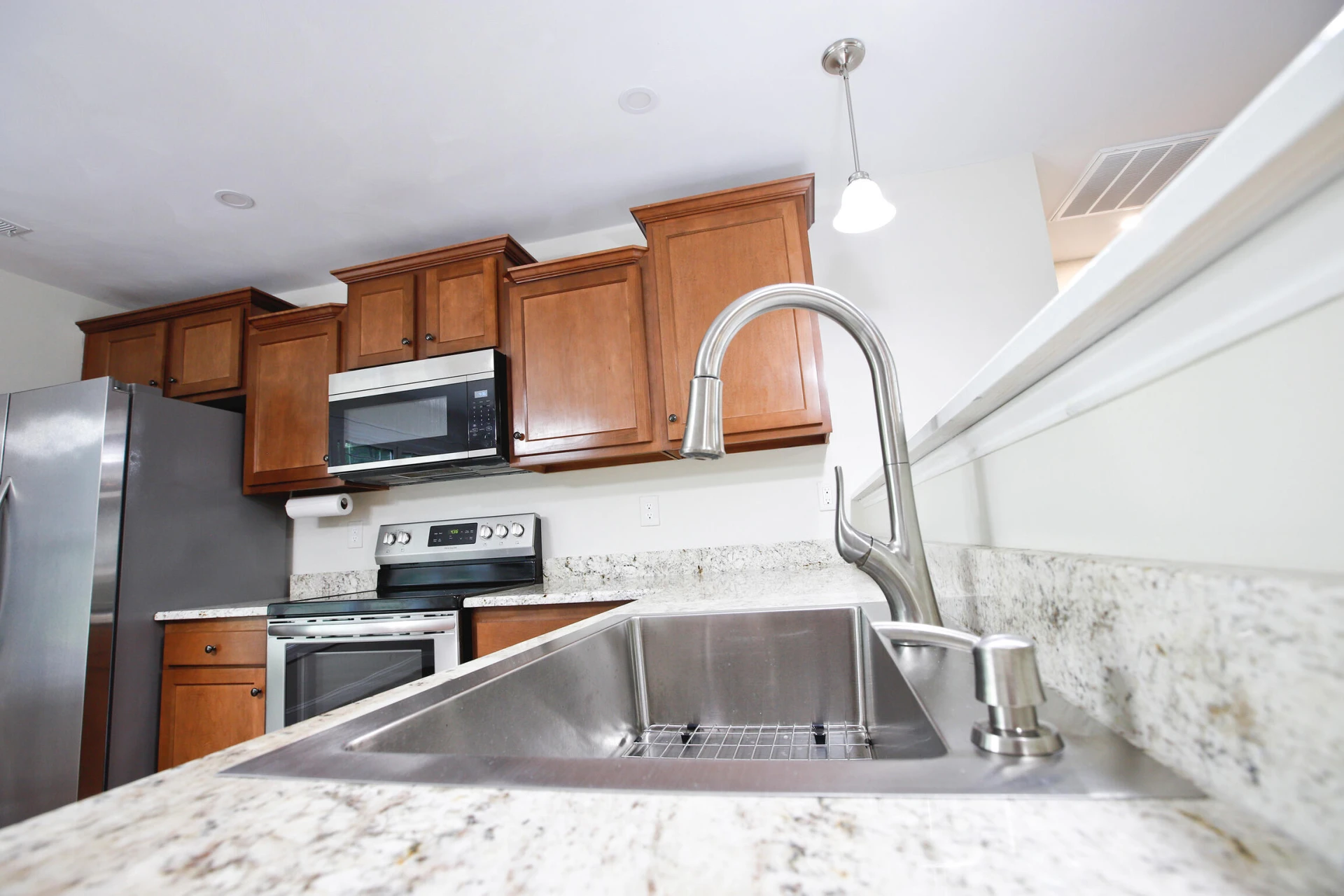 212 Princeton CIR - Photo 27