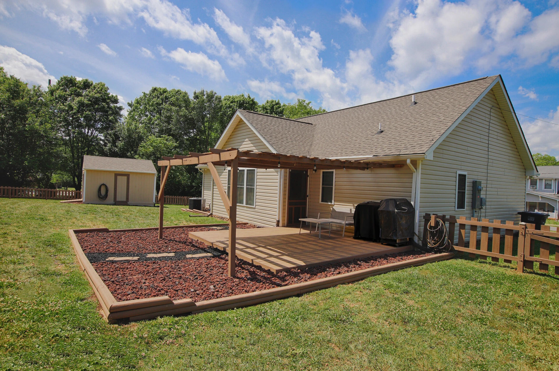 212 Princeton CIR - Photo 6
