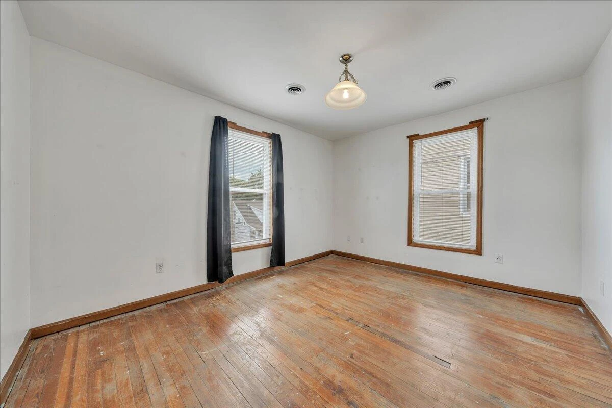 640 Mountain AVE - Photo 15