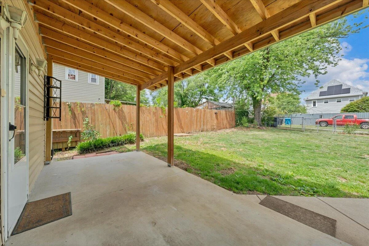 640 Mountain AVE - Photo 23