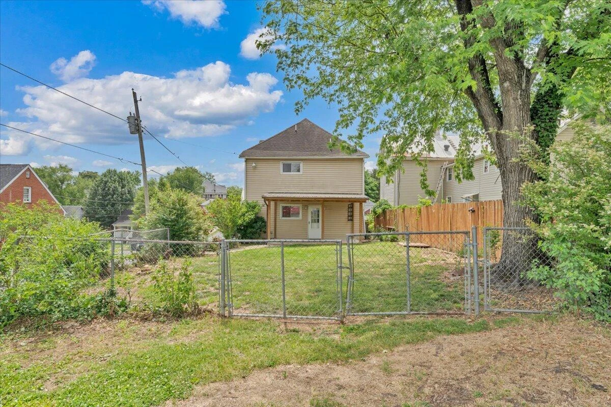 640 Mountain AVE - Photo 28