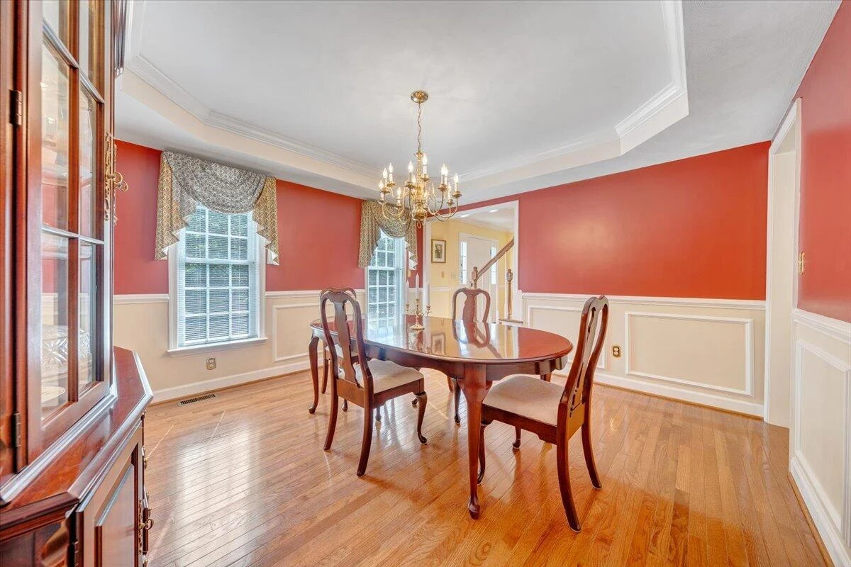 6204 Sandhurst DR - Photo 15
