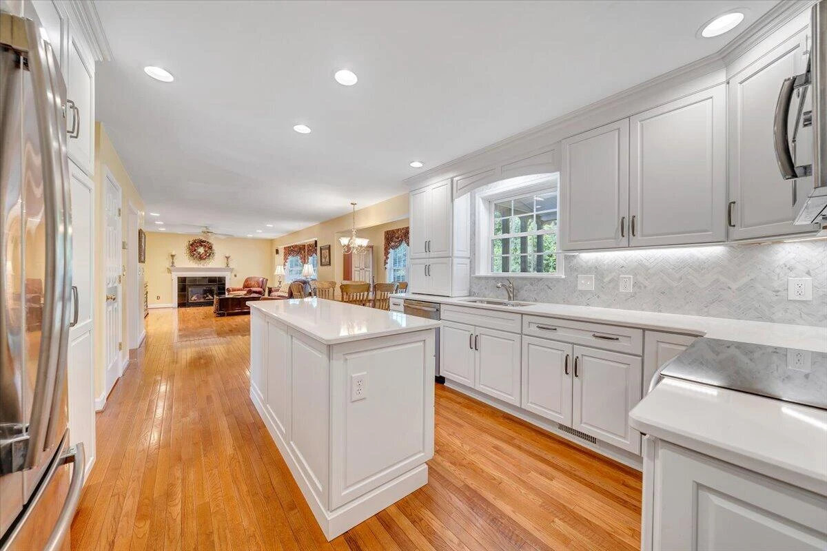 6204 Sandhurst DR - Photo 20