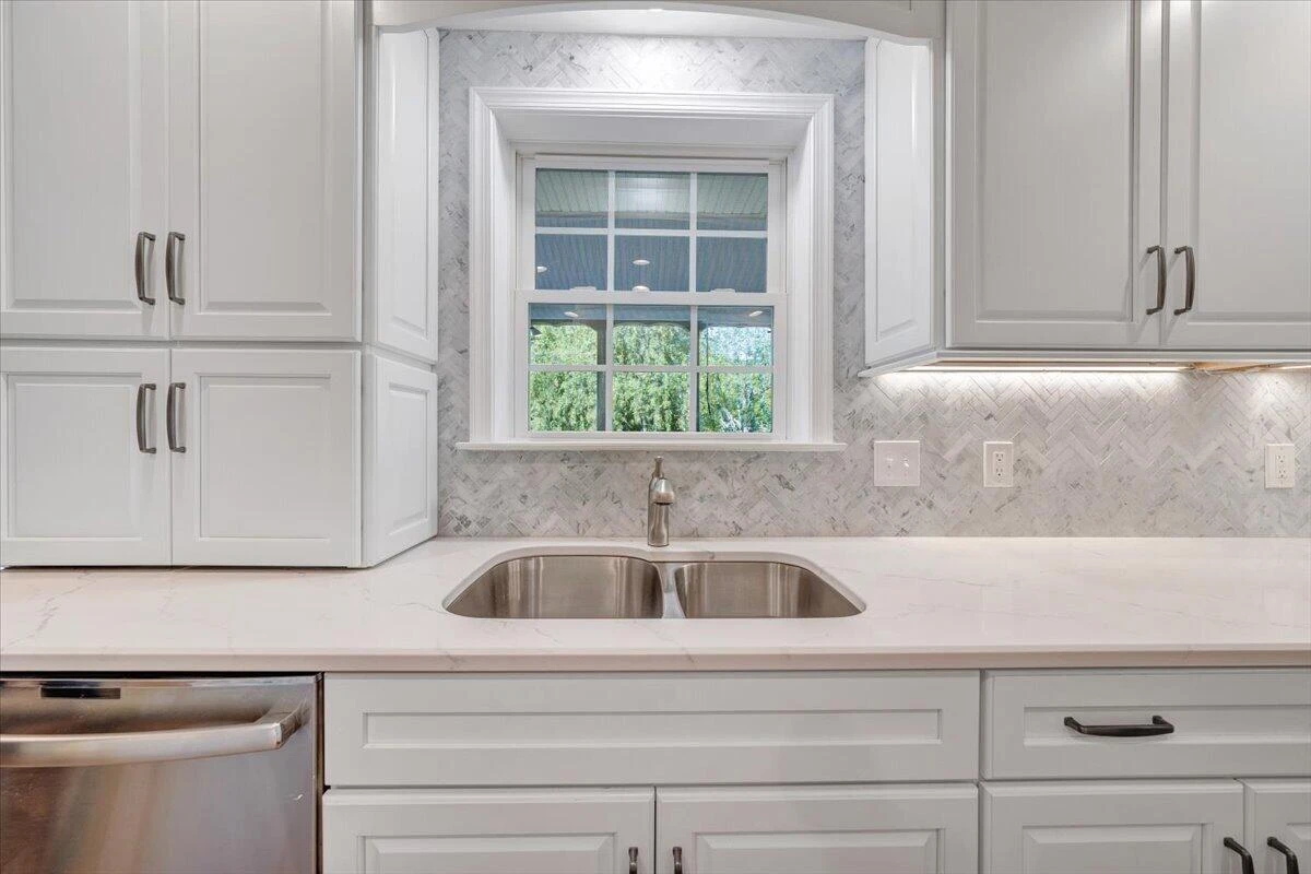 6204 Sandhurst DR - Photo 22