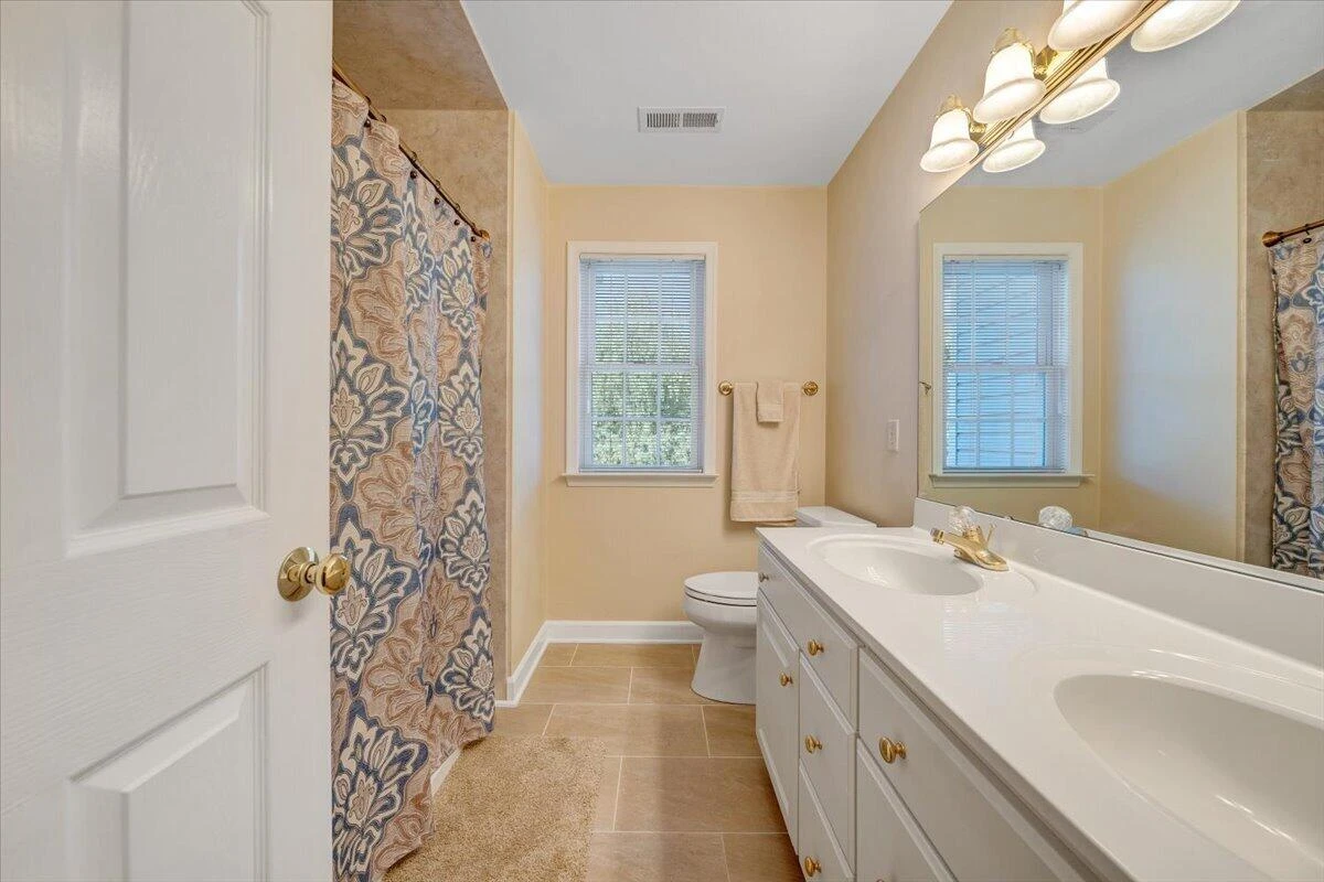 6204 Sandhurst DR - Photo 48