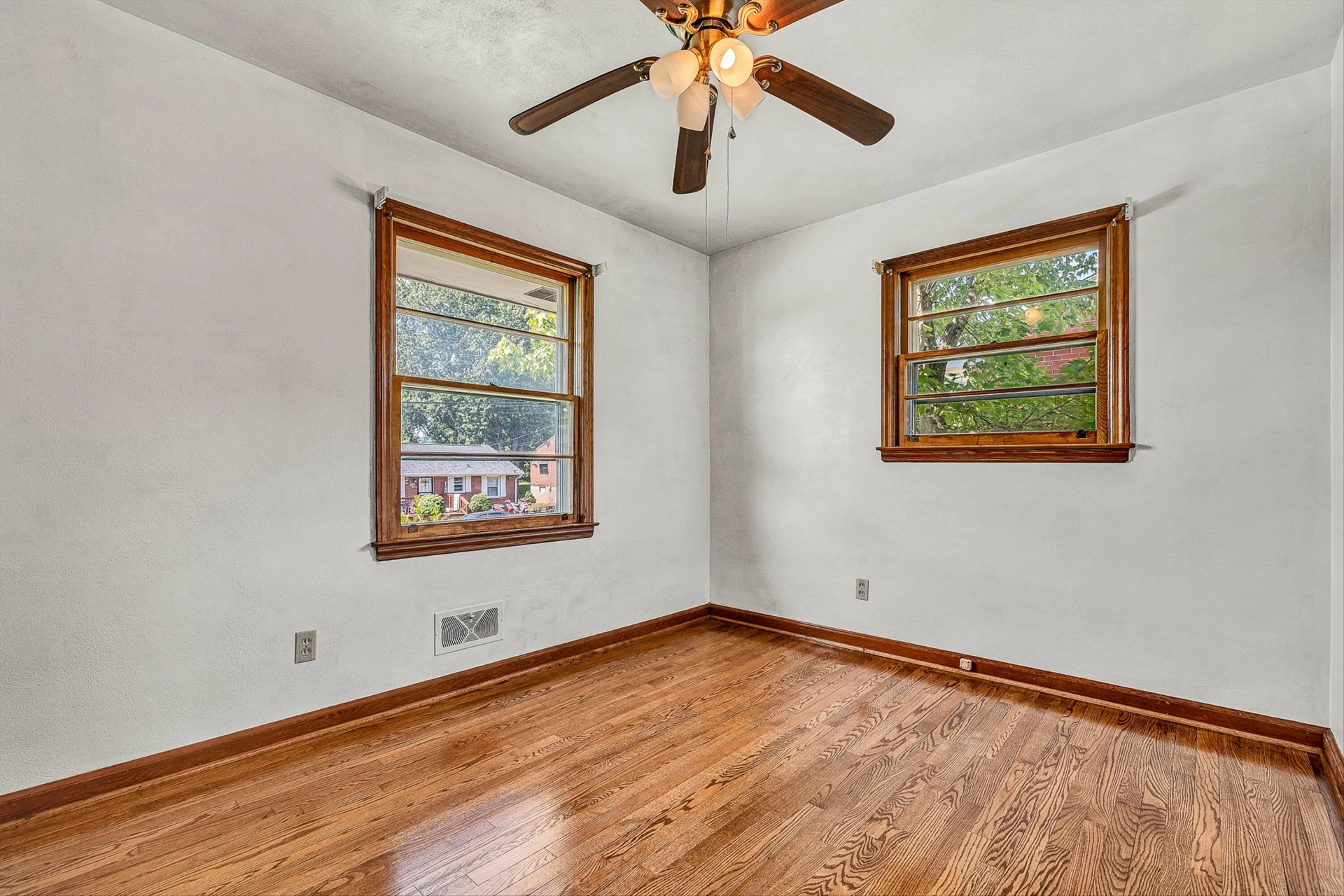 5225 Morwanda ST - Photo 14