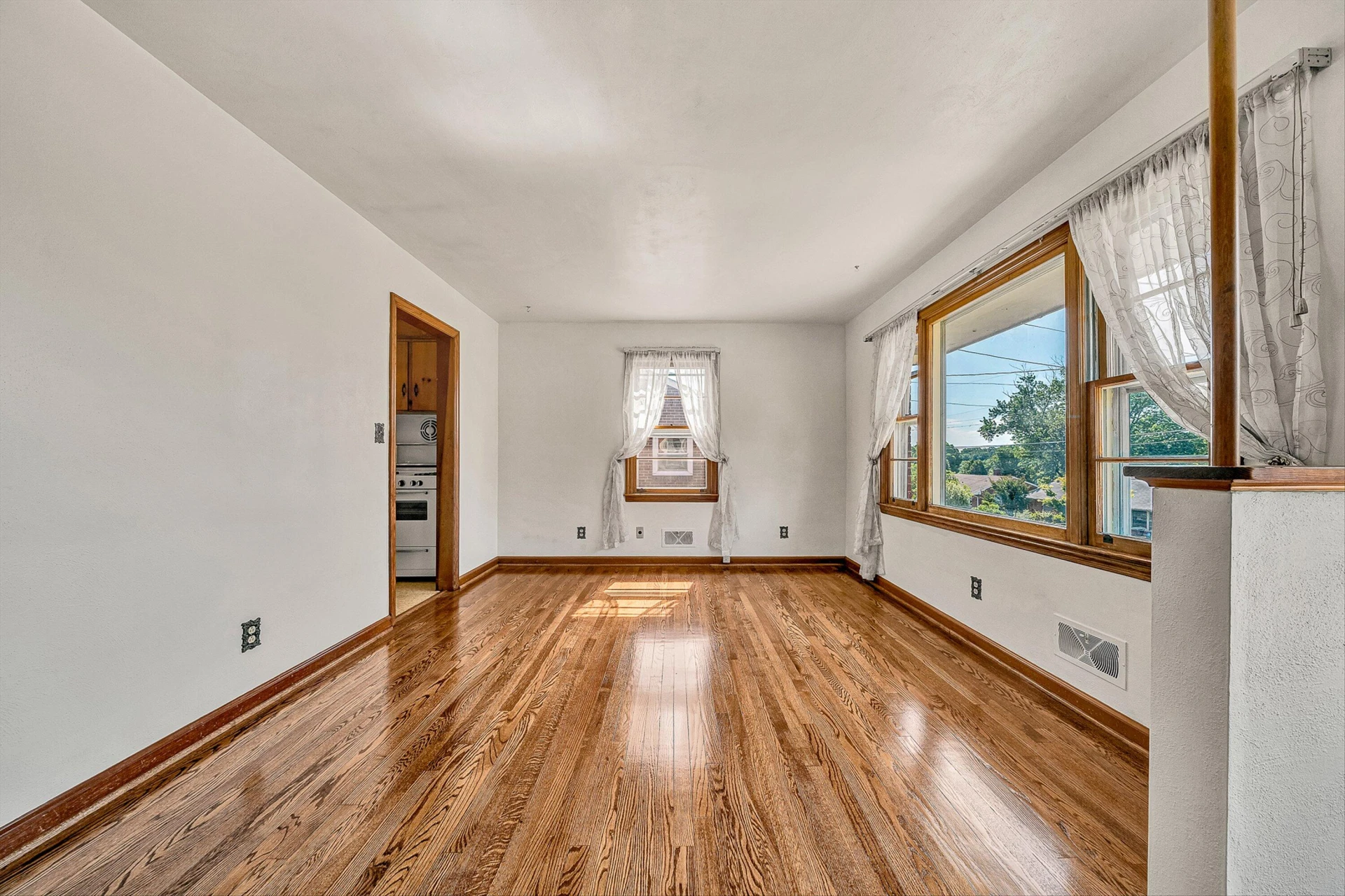 5225 Morwanda ST - Photo 6