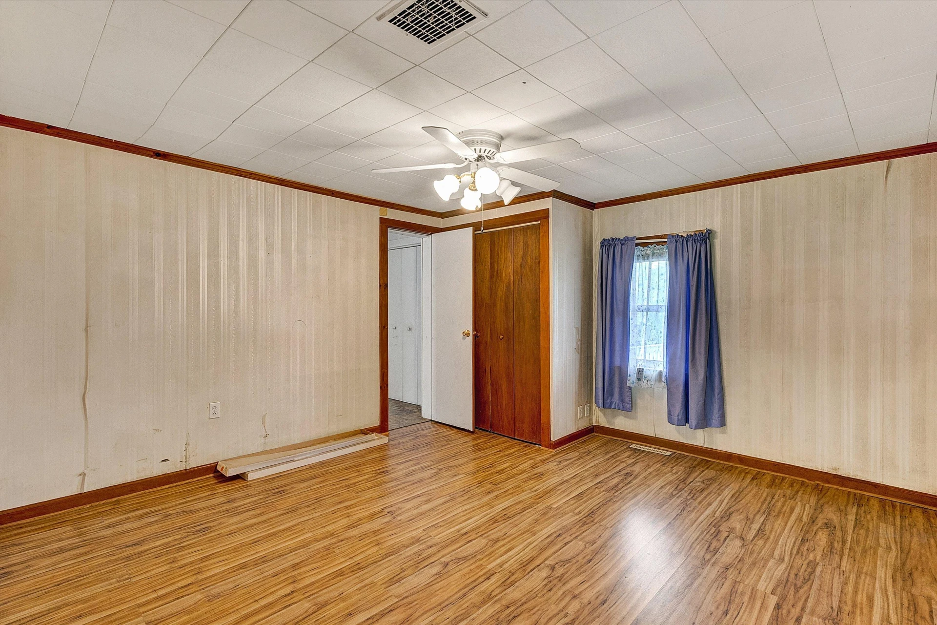 1220 Railroad AVE - Photo 6