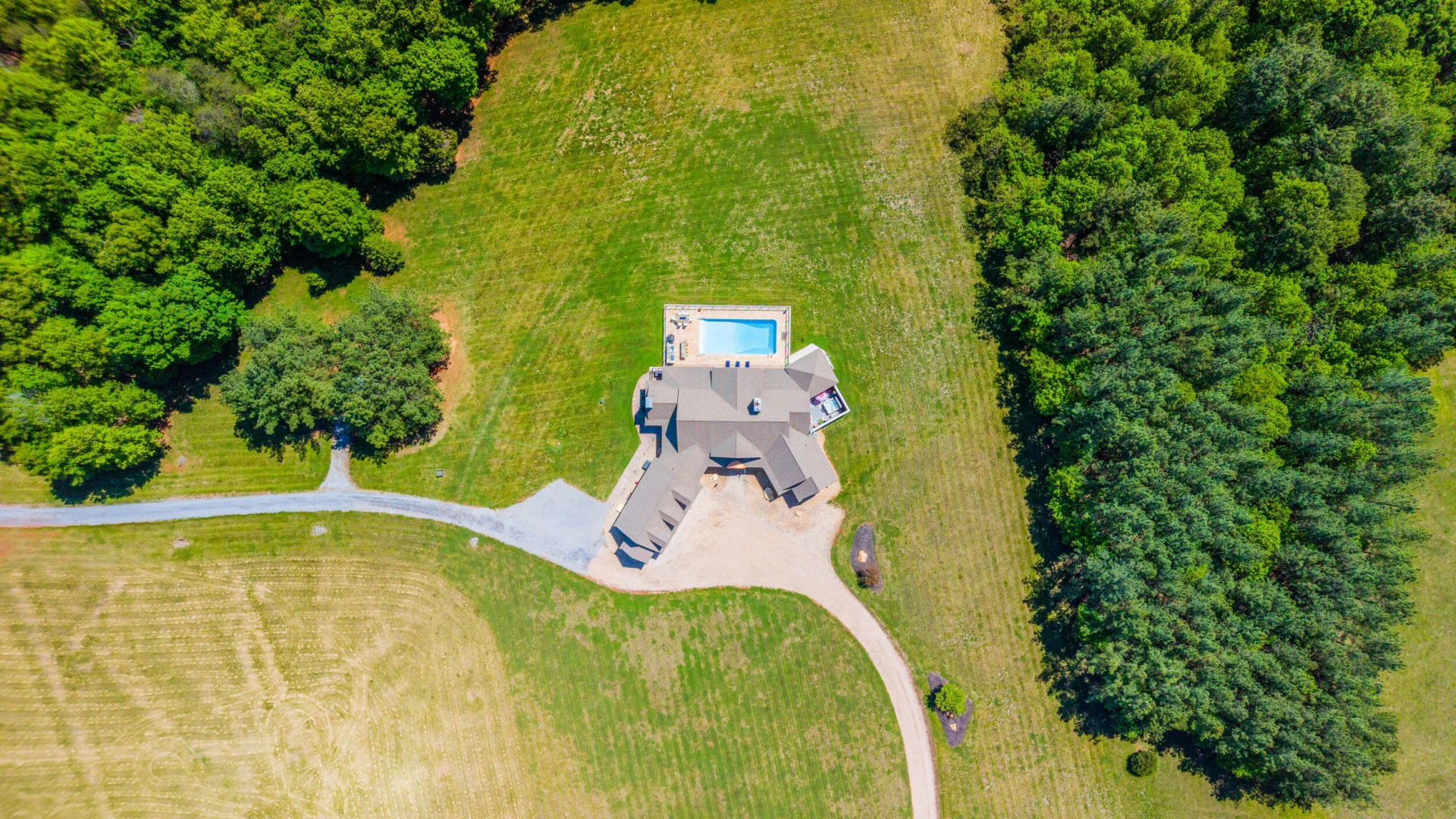 1038 Lees Mill LN - Photo 99
