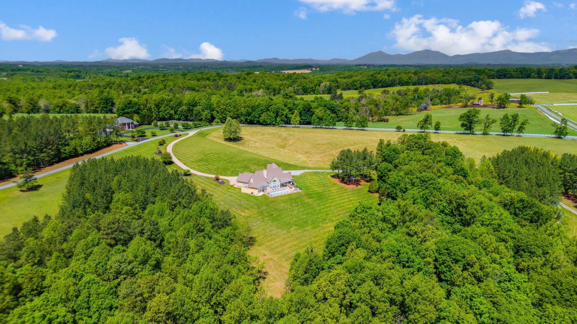 1038 Lees Mill LN - Photo 101