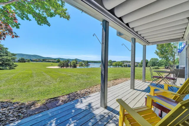 170 Sailors Cove DR, Moneta, VA, 24121