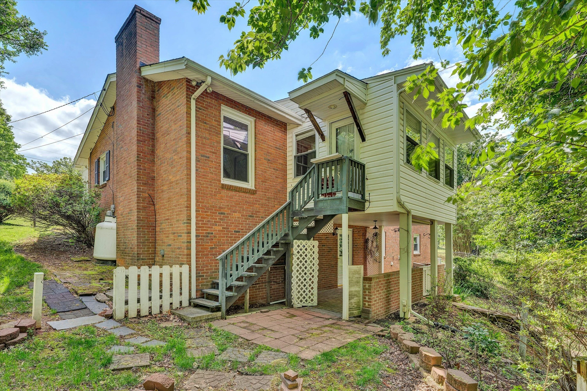 63 Dogwood LN - Photo 32
