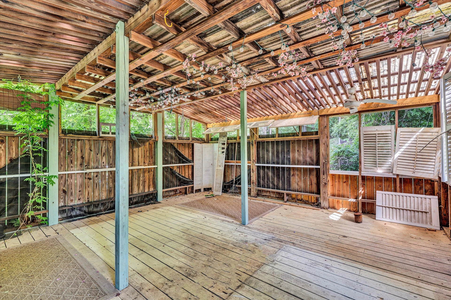 63 Dogwood LN - Photo 33