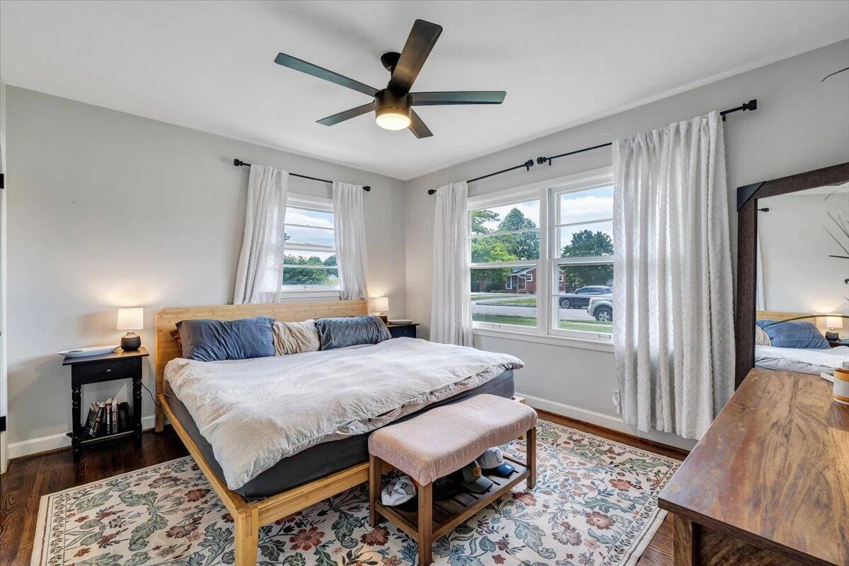 5131 Hazelridge RD - Photo 20
