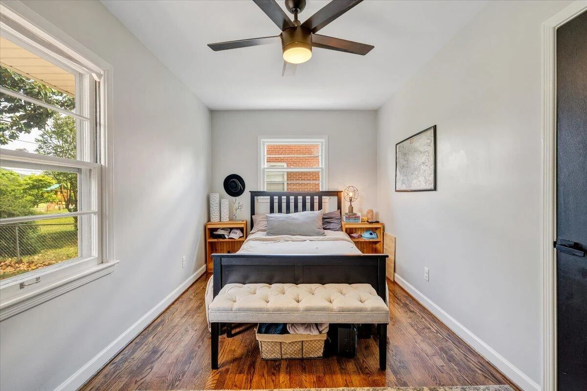 5131 Hazelridge RD - Photo 23