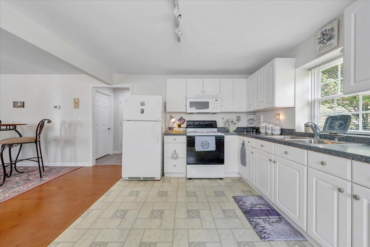 5025 Salem Tpke - Photo 8