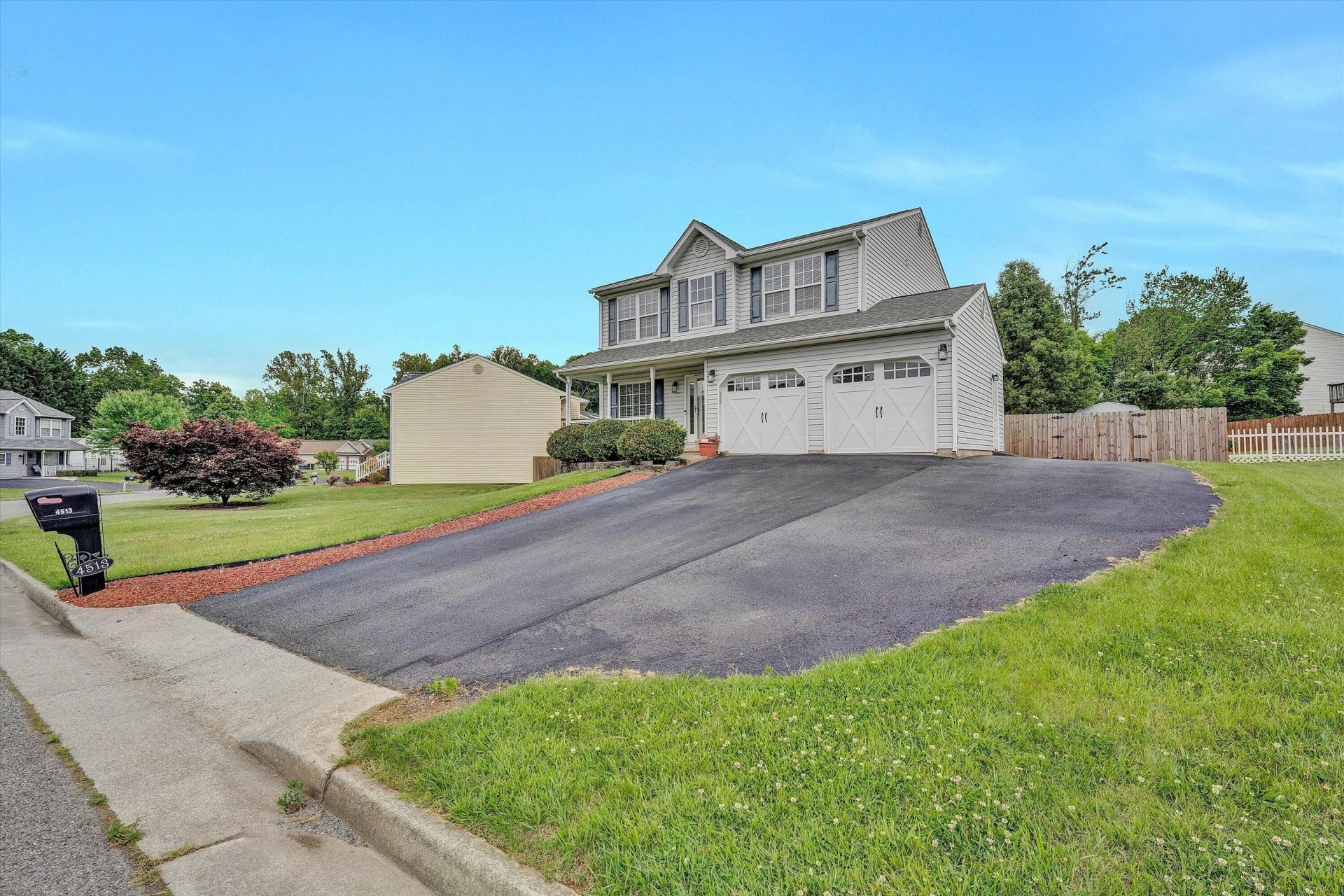 4513 Lomond CIR - Photo 45