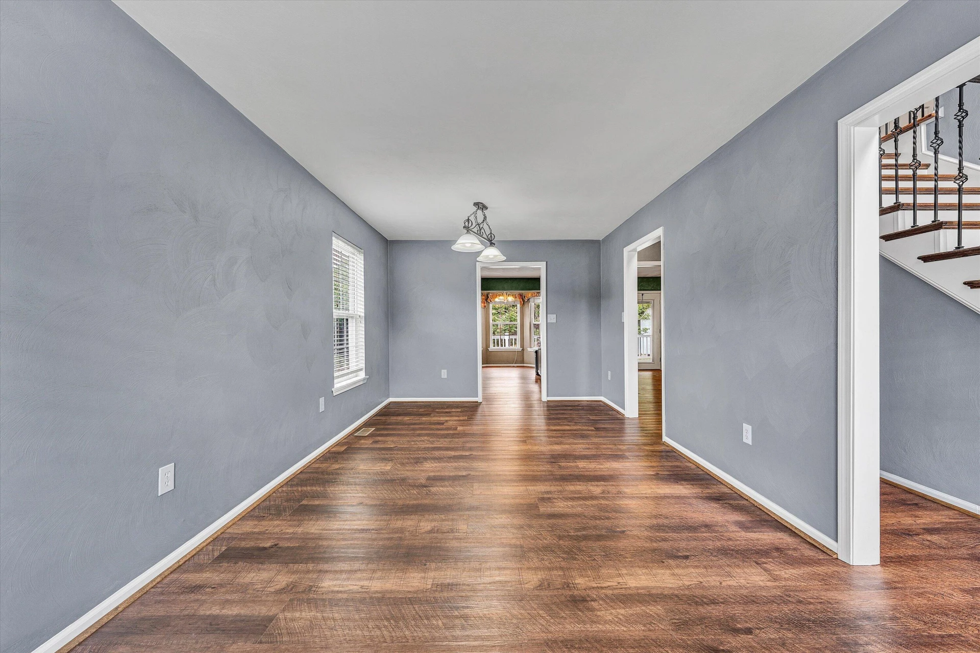 4513 Lomond CIR - Photo 11