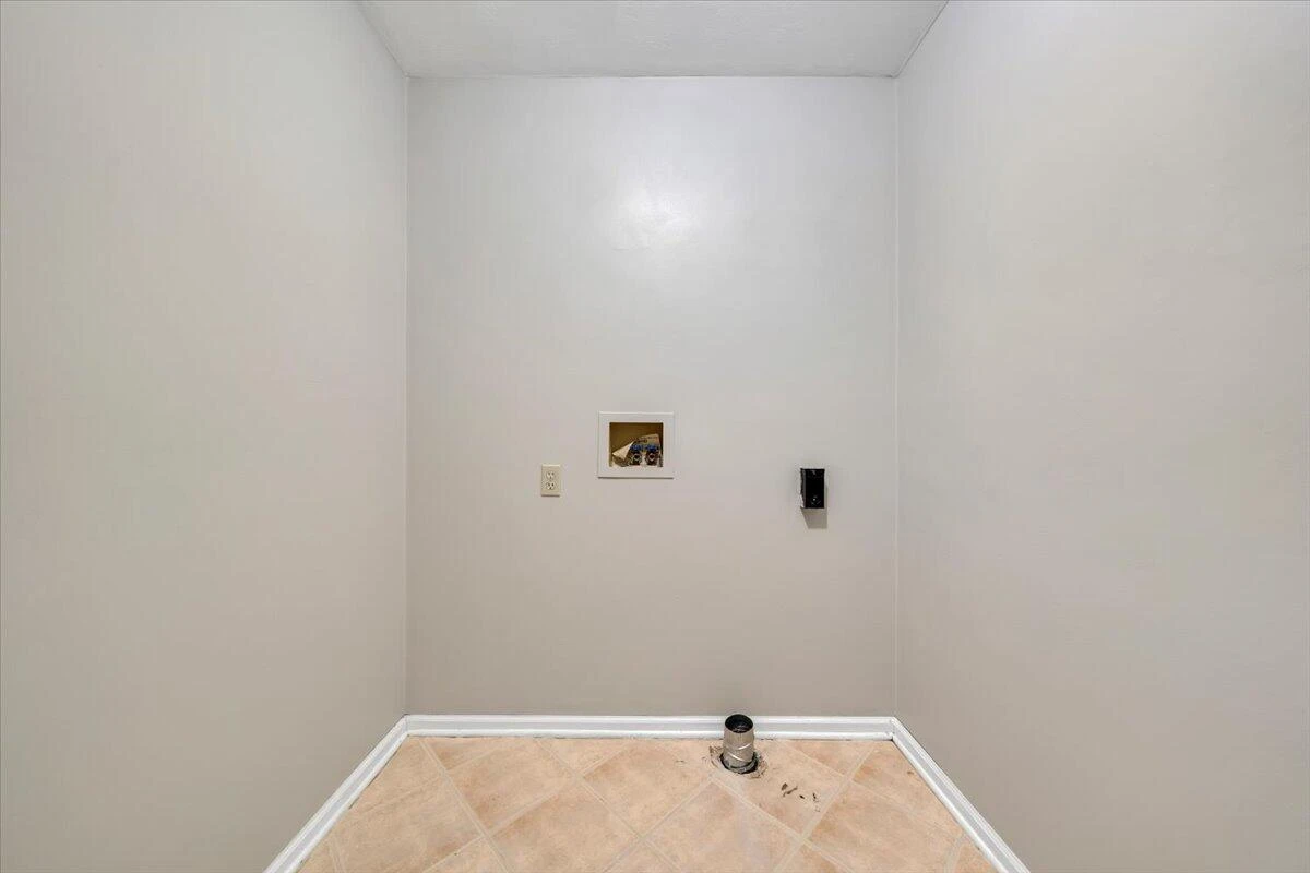 347 Roy RD - Photo 24