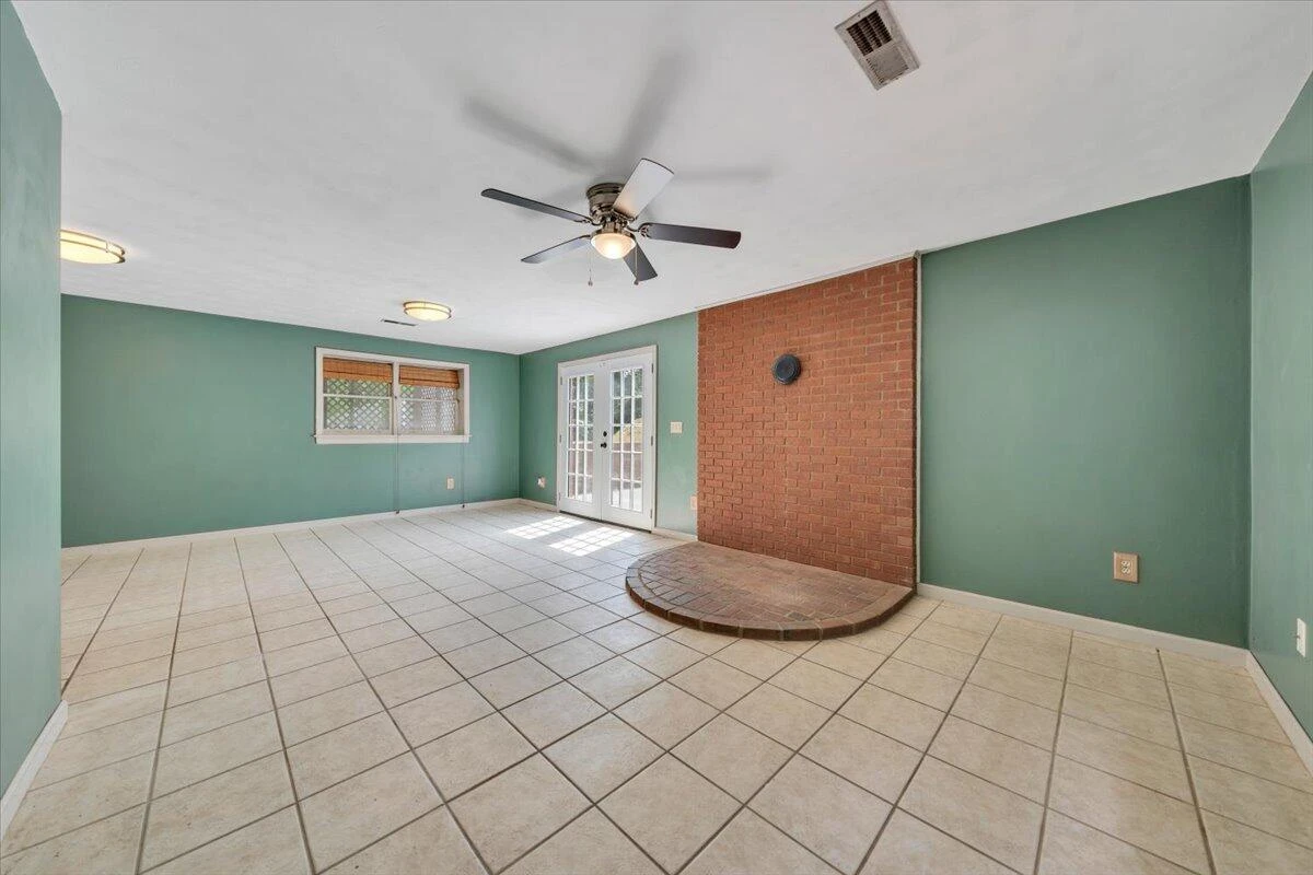 347 Roy RD - Photo 26
