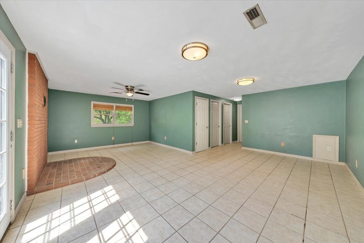 347 Roy RD - Photo 28