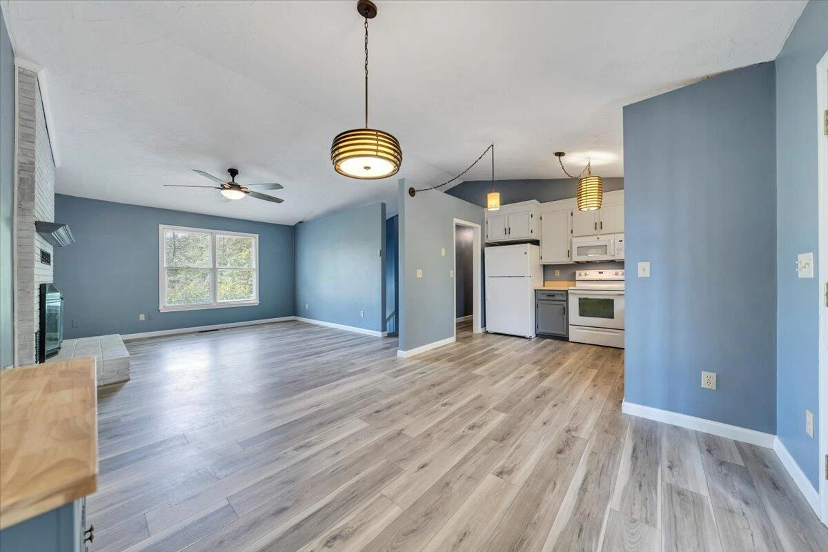 347 Roy RD - Photo 12
