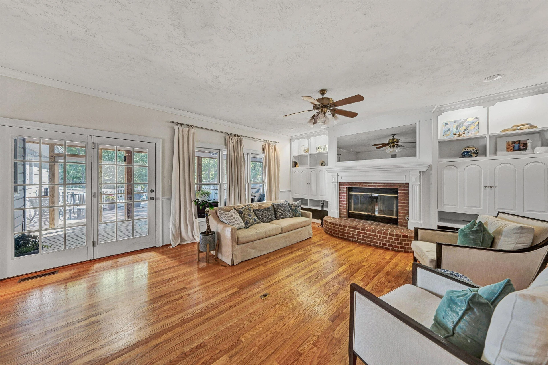 522 Waterford DR - Photo 17