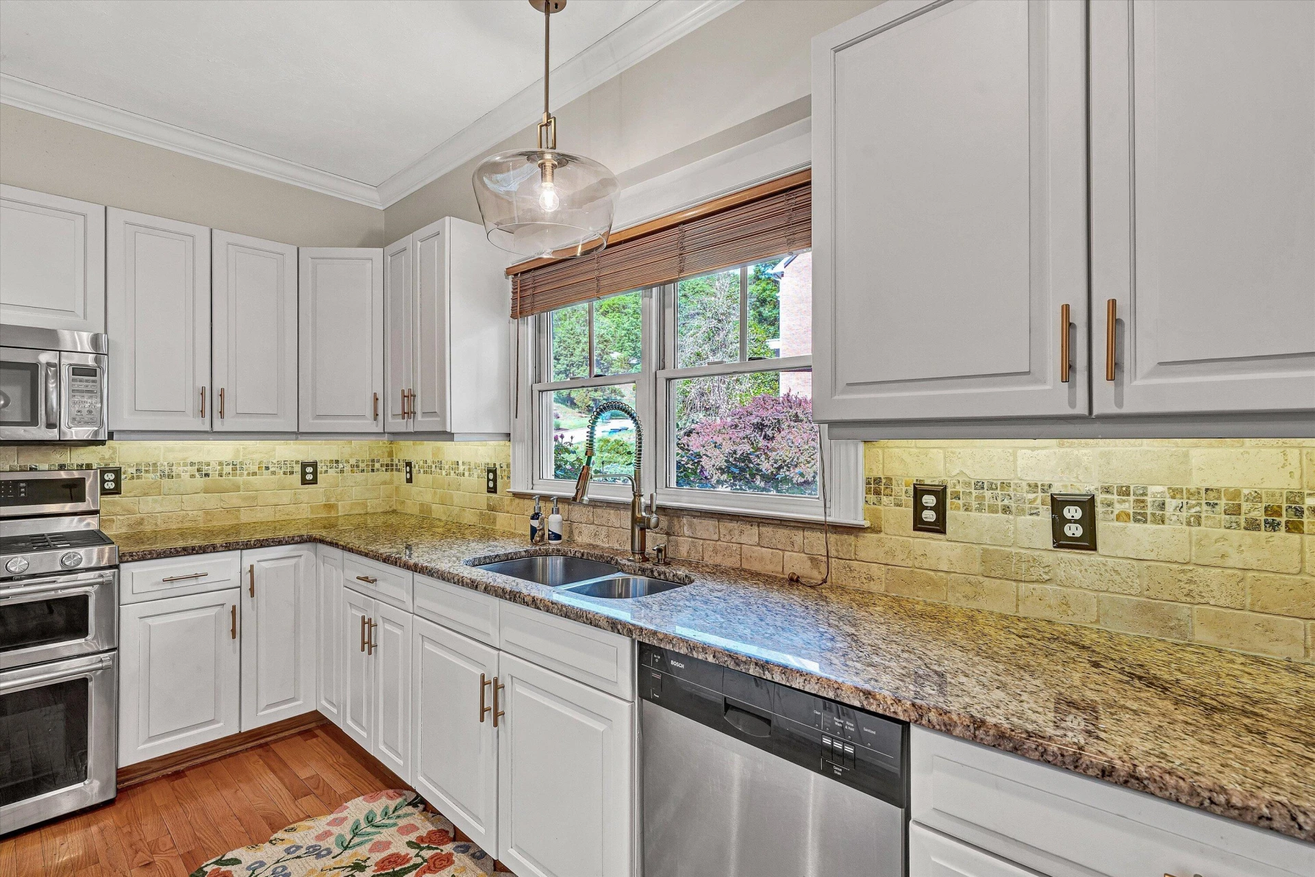 522 Waterford DR - Photo 21