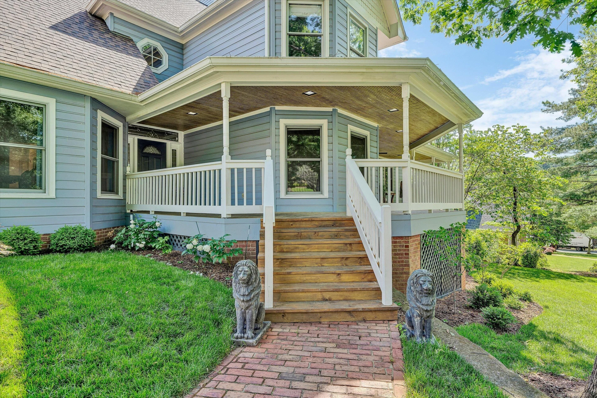 522 Waterford DR - Photo 10