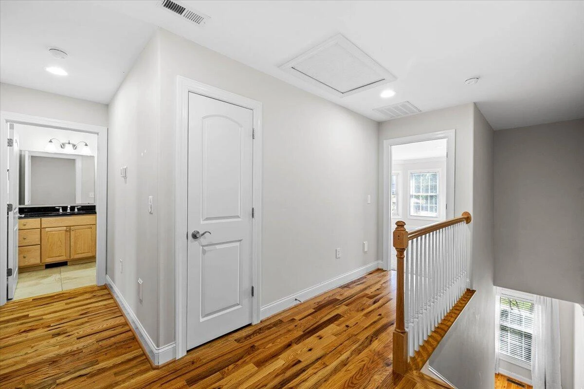 110 Phoenix BLVD - Photo 14
