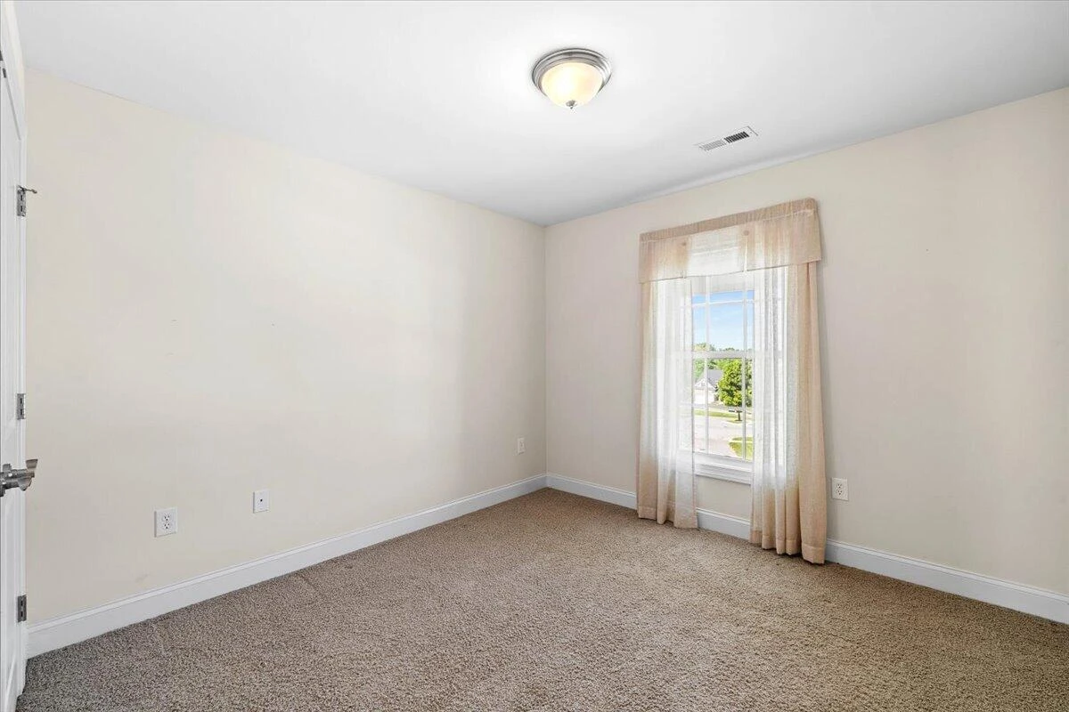 110 Phoenix BLVD - Photo 22