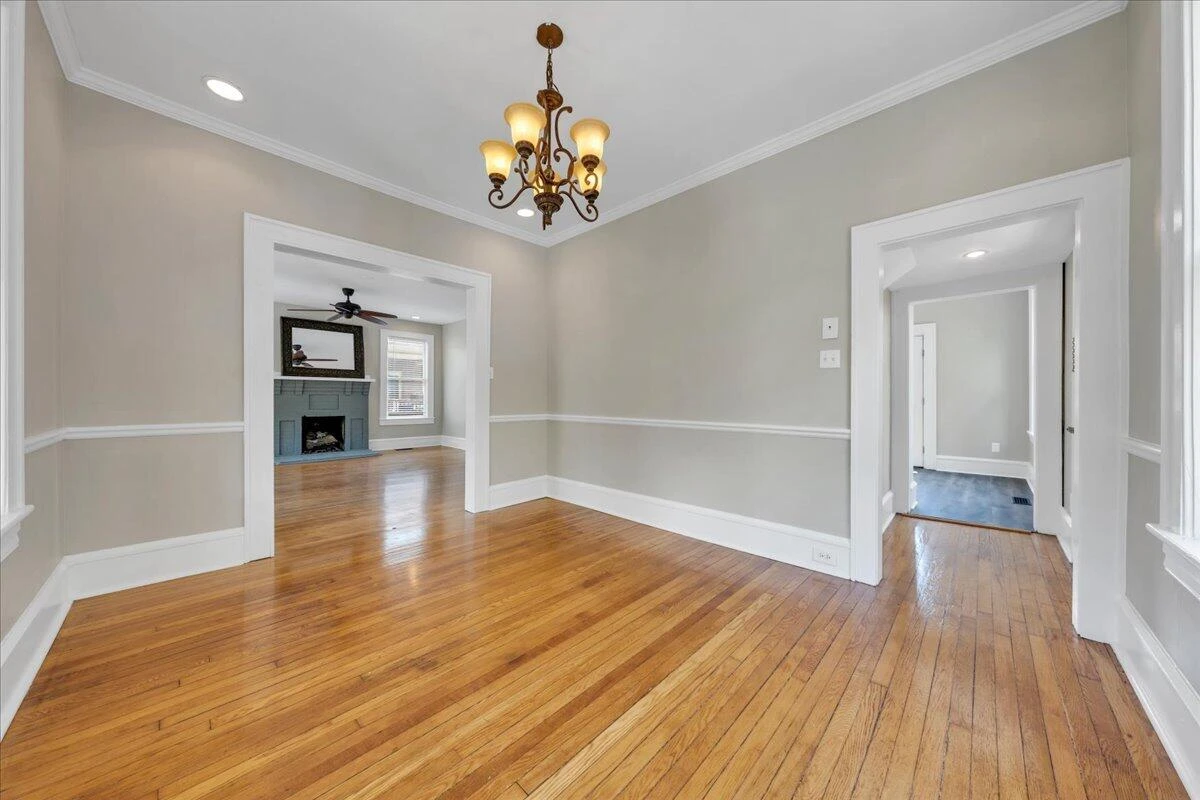 834 Day AVE - Photo 18