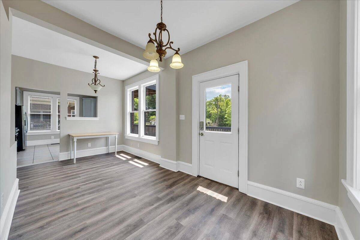 834 Day AVE - Photo 30