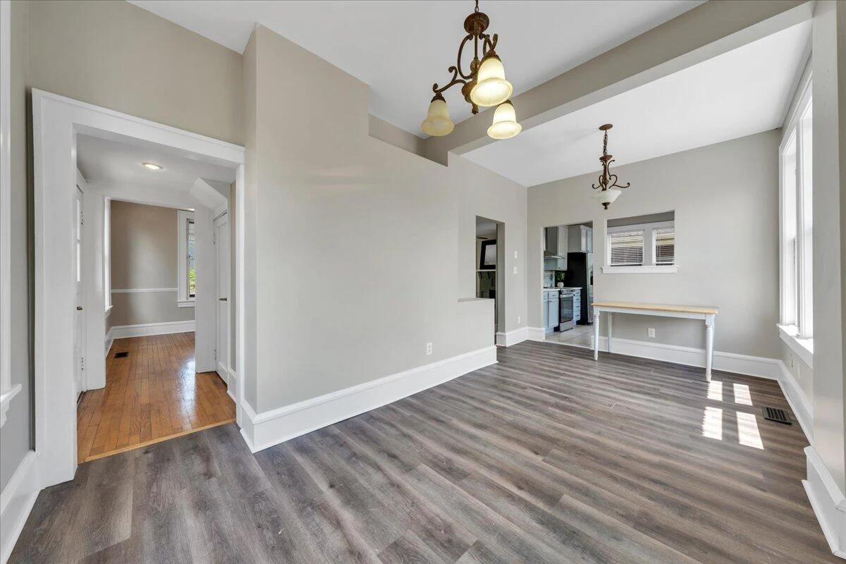 834 Day AVE - Photo 31