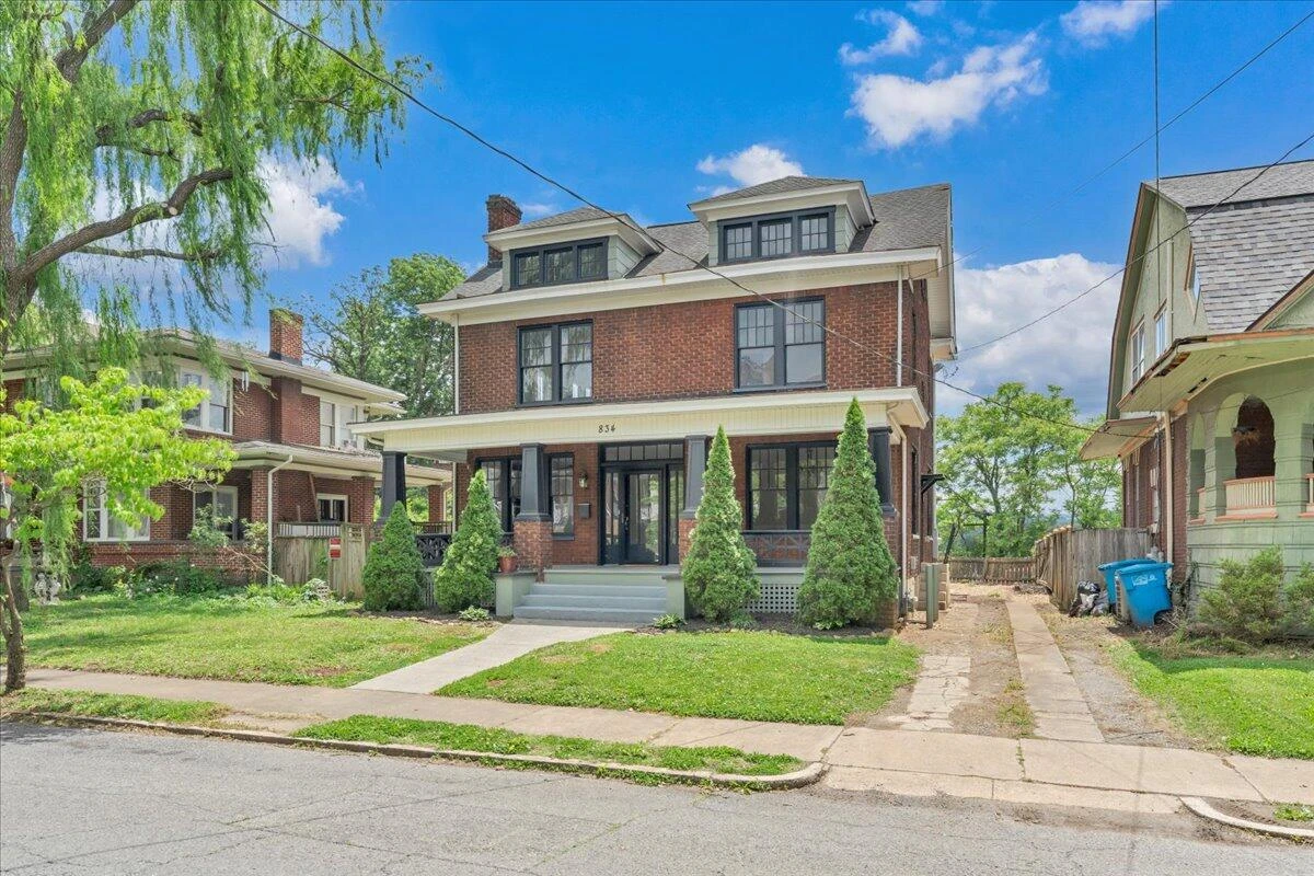 834 Day AVE - Photo 64