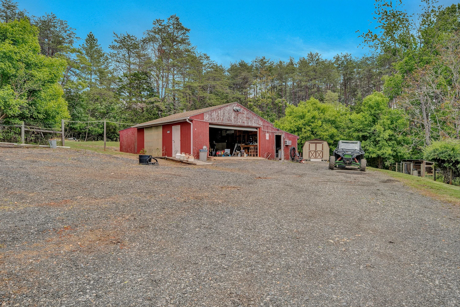3835 Hardy RD - Photo 43