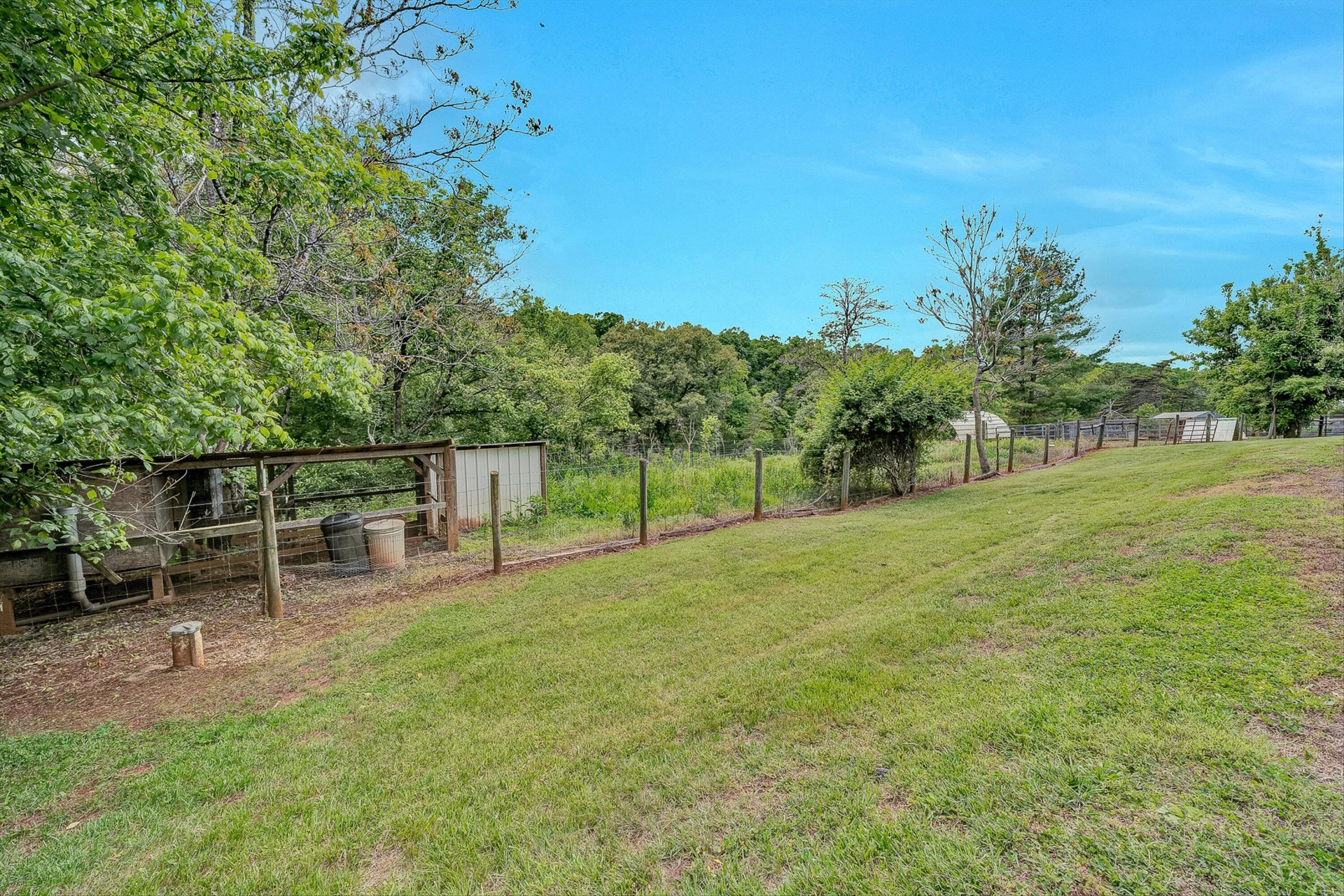 3835 Hardy RD - Photo 46