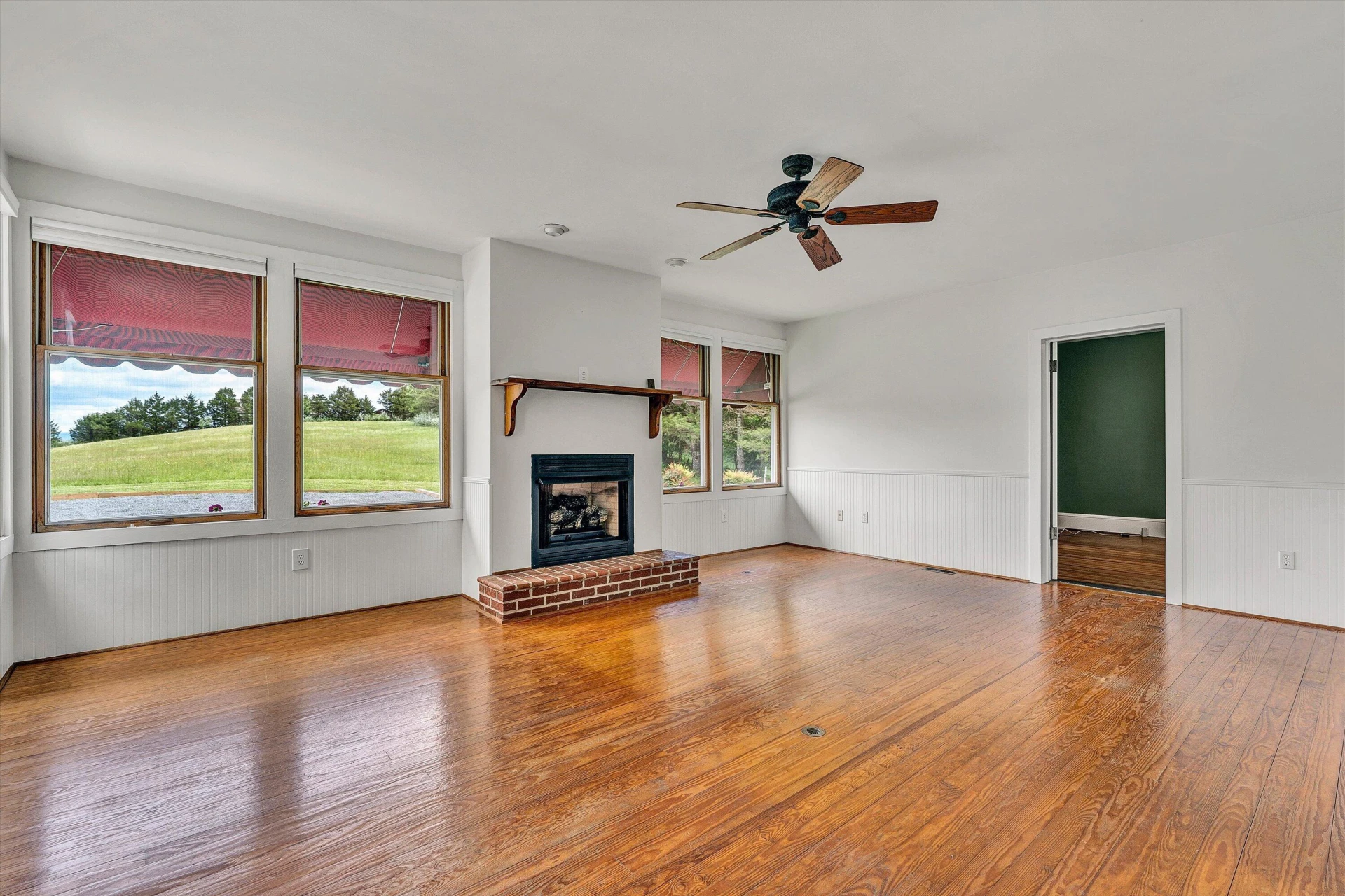 341 Springwood RD - Photo 23