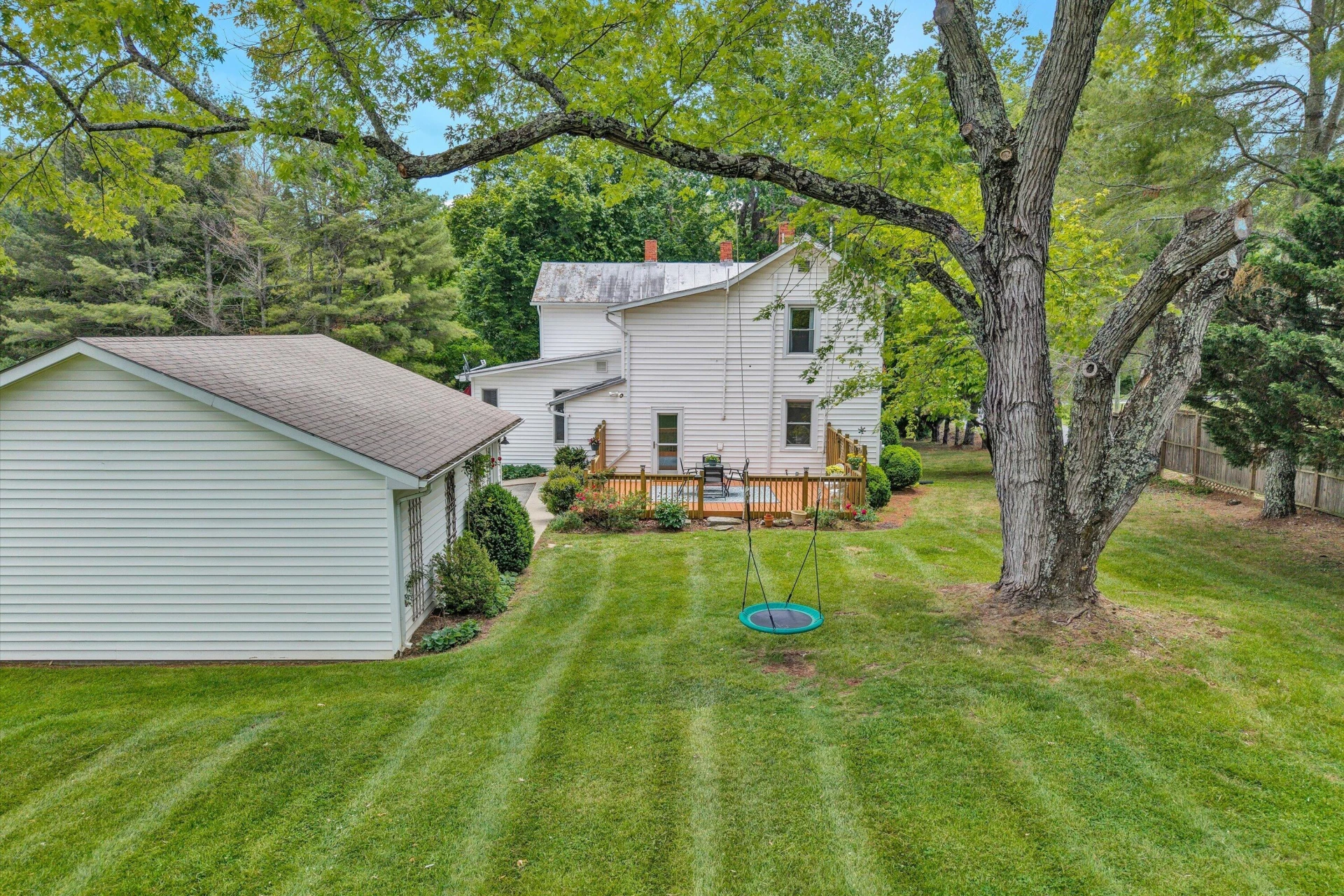 341 Springwood RD - Photo 48
