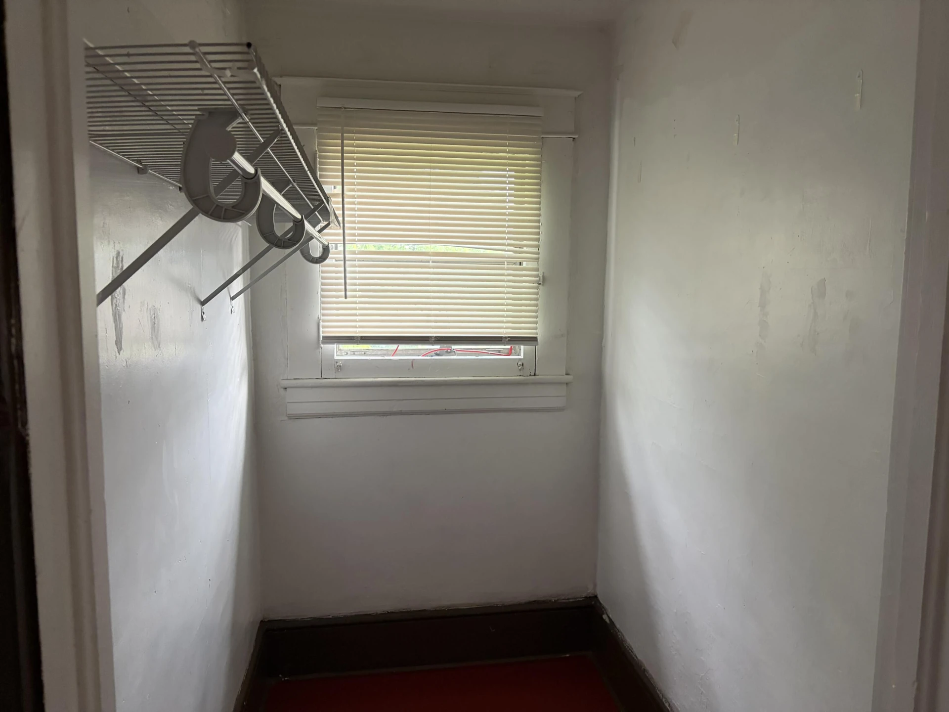 1701 Mercer AVE - Photo 11