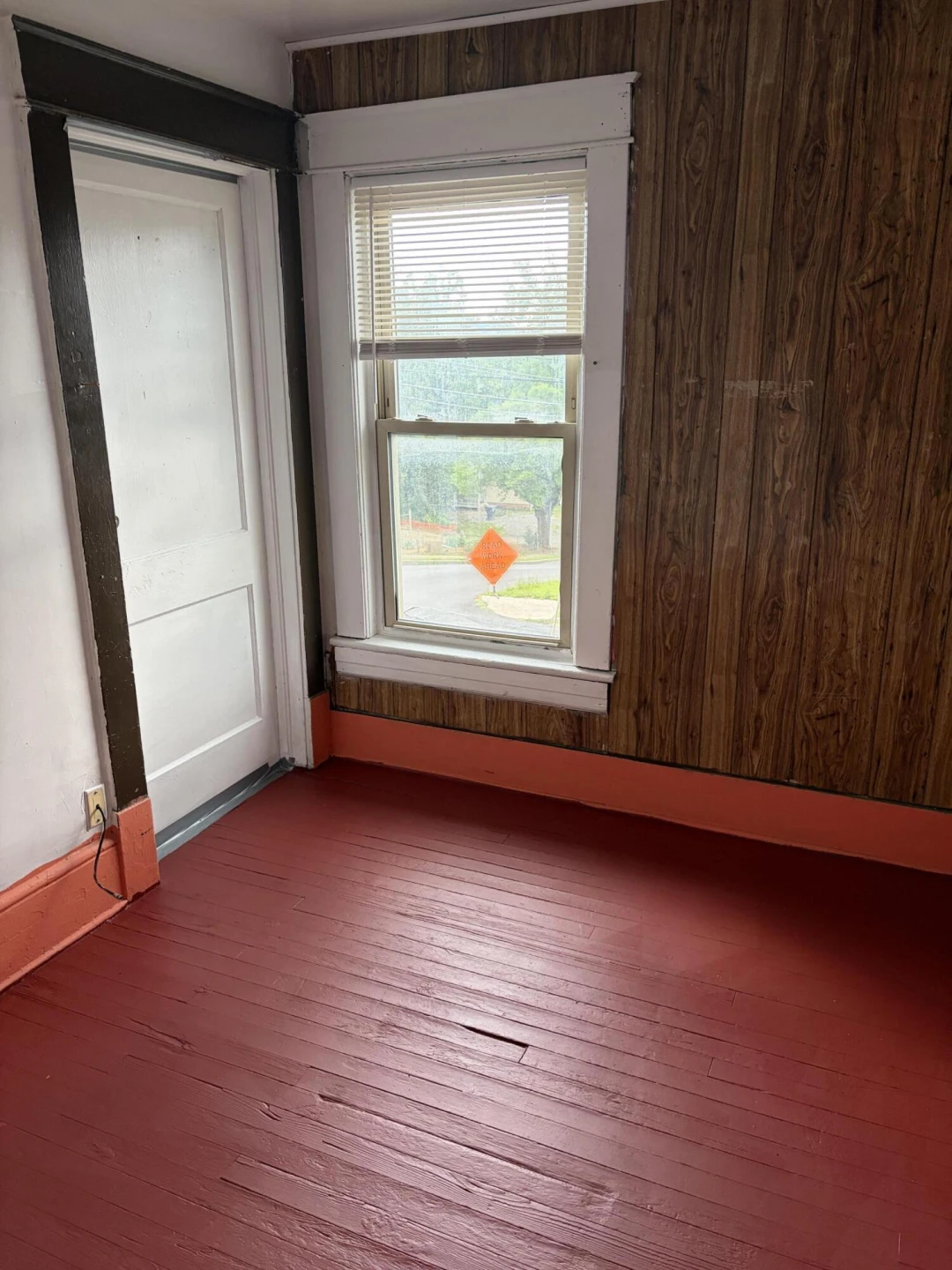 1701 Mercer AVE - Photo 18