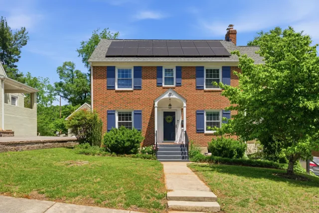 1609 Center Hill DR