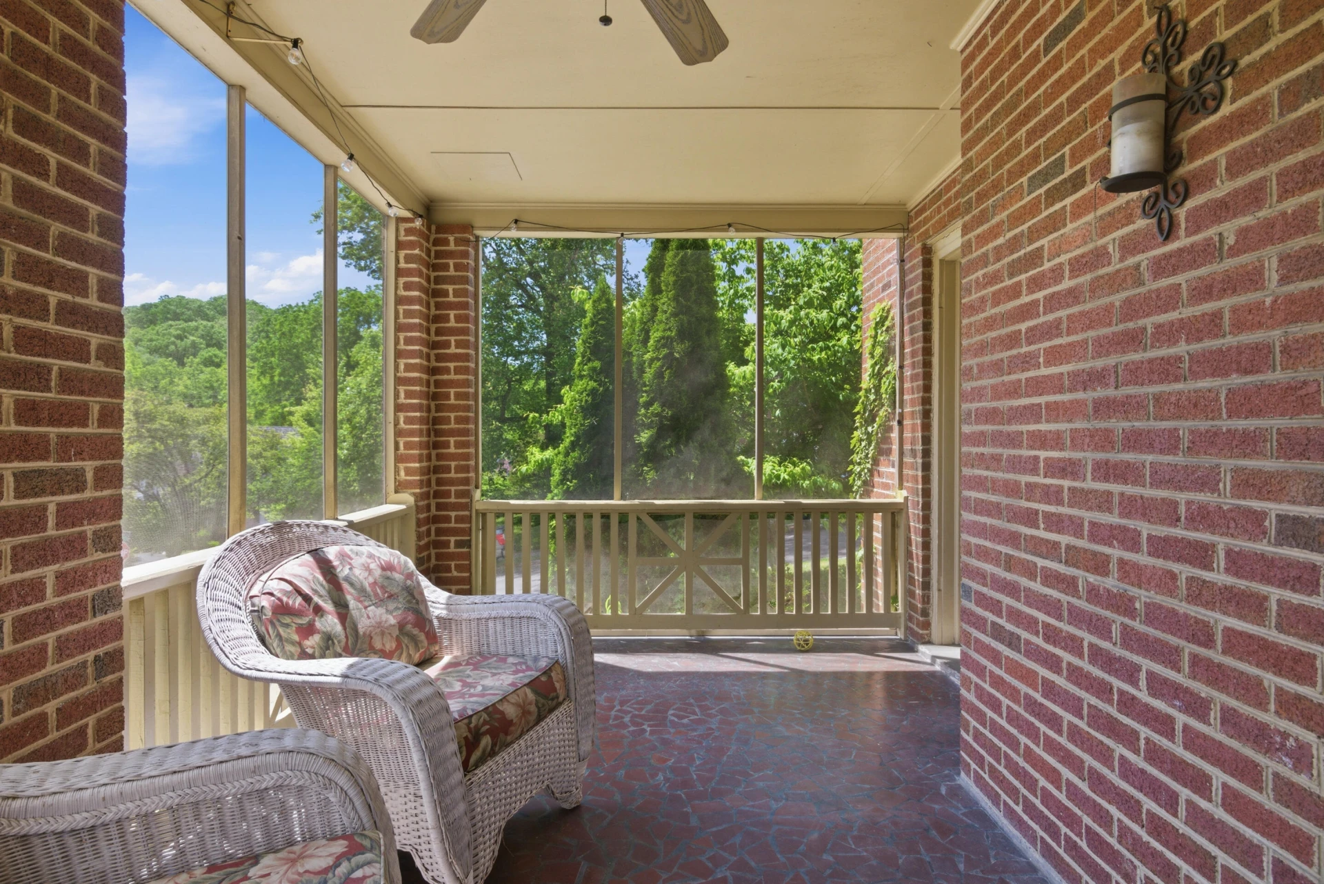 1609 Center Hill DR - Photo 12