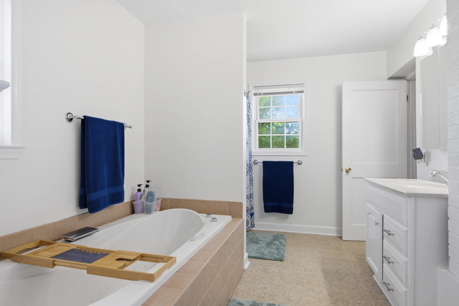 1609 Center Hill DR - Photo 34