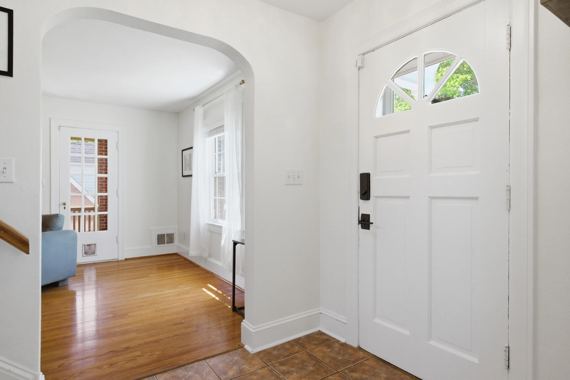 1609 Center Hill DR - Photo 5
