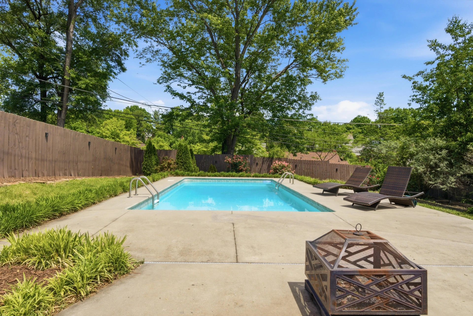1609 Center Hill DR - Photo 52