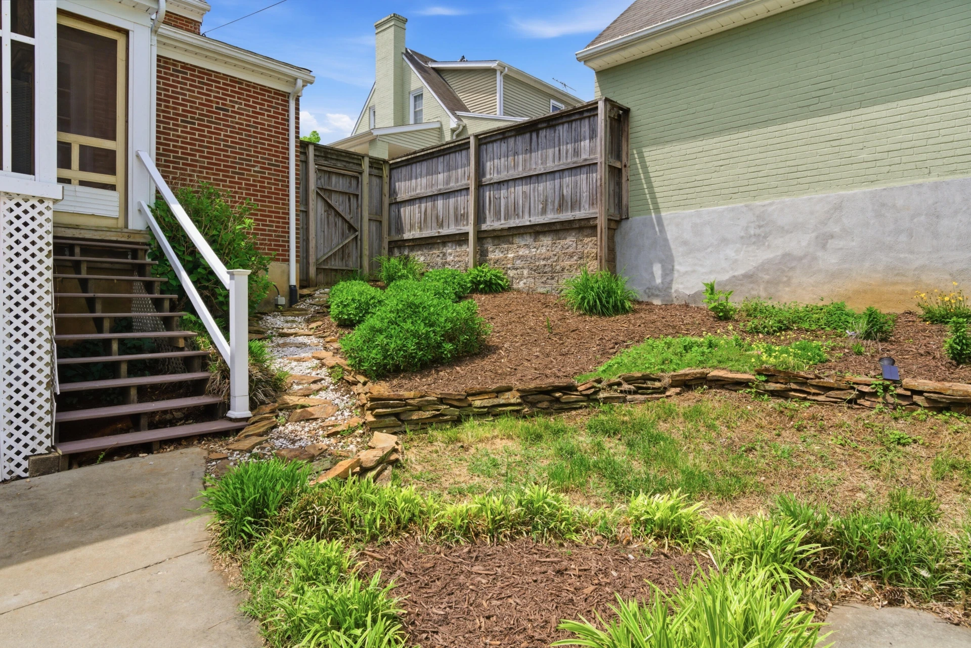 1609 Center Hill DR - Photo 54